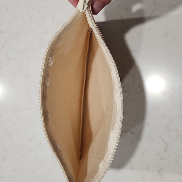 Cosmetics Bag - Picture 2 of 3